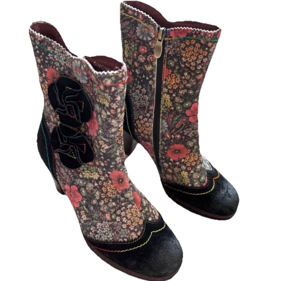 L’ARTISTE by Spring Step Women's Simonetta Boot Size 38/7.5/8 Victorian Romantic - Picture 1 of 12